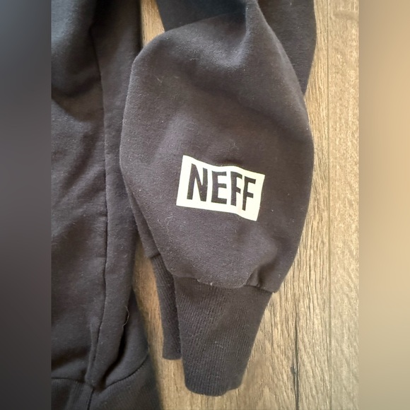 Disney Collection by Neff Black Mickey Mouse Sunset Hoodie Men’s Size Medium - Picture 7 of 9